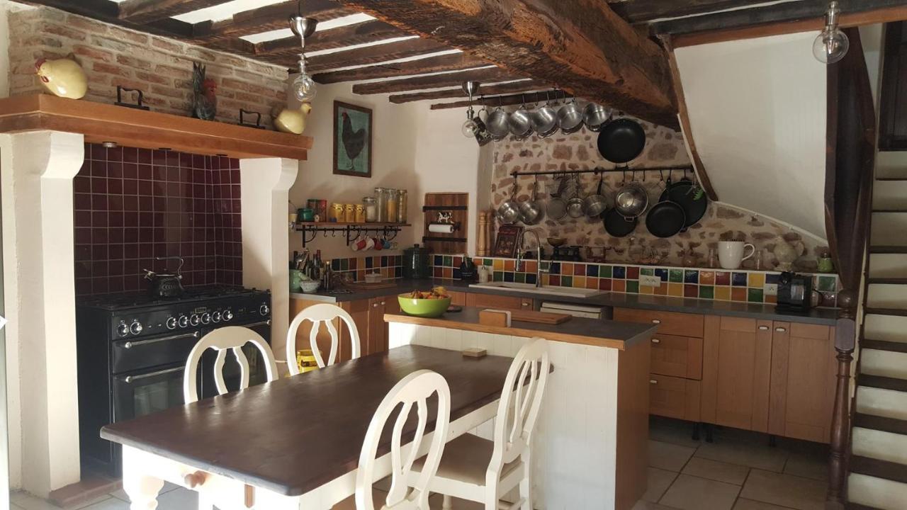 Bed and Breakfast Le Moulin Du Cluzeau Chaillac Exterior foto